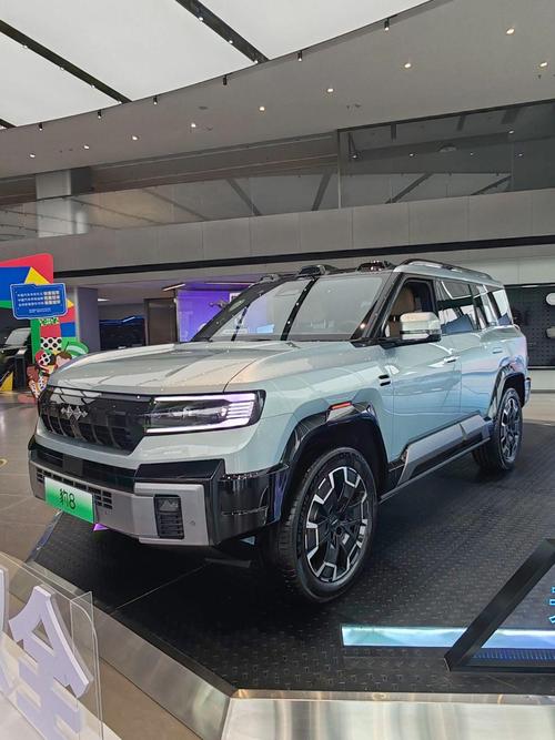 东莞1比亚迪方程豹硬派越野的爆款，英菲尼迪35周年与你共成长
